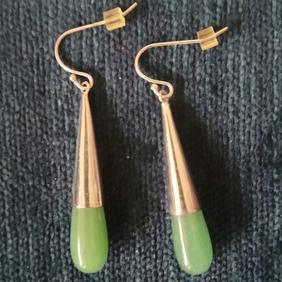 Vintage Sterling Silver Aventurine Dangle Earrings - Picture 1 of 2